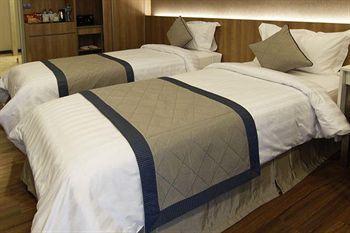 Hotel 61