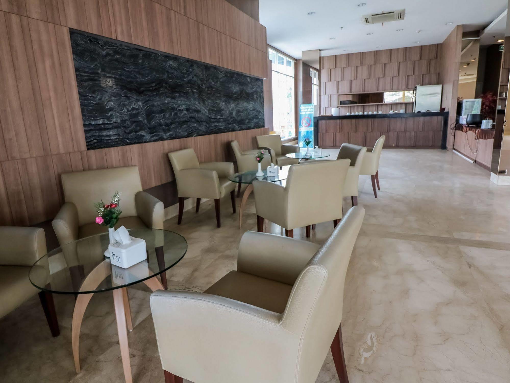 Hotel 61